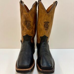 Chippewa Men’s USA Made Two-Tone Cowboy Boots 9D Black Tan Vibram Sole